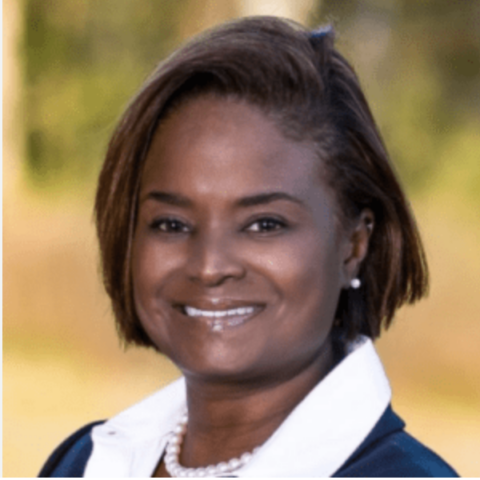 Dr Kelli Turner